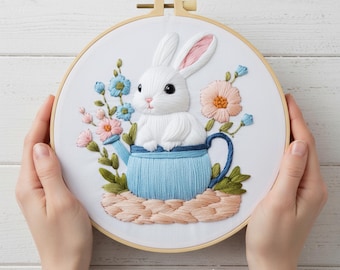 Kit de bordado de conejito: Conejo en taza de té, arte floral para principiantes, bordado de primavera DIY