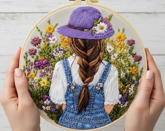 Borduurpakket Girl in Wildflower Garden – Cottagecore-hoepelkunst voor beginners