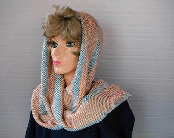 Handwoven Hooded Scarf in Bamboo, Cotton and Rayon (824)