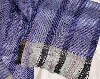 Handwoven Scarf in Bamboo and Rayon (828)