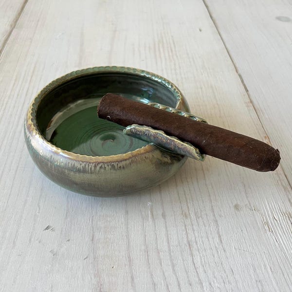 Handmade Cigar Ashtray, Green, ceramic ashtray