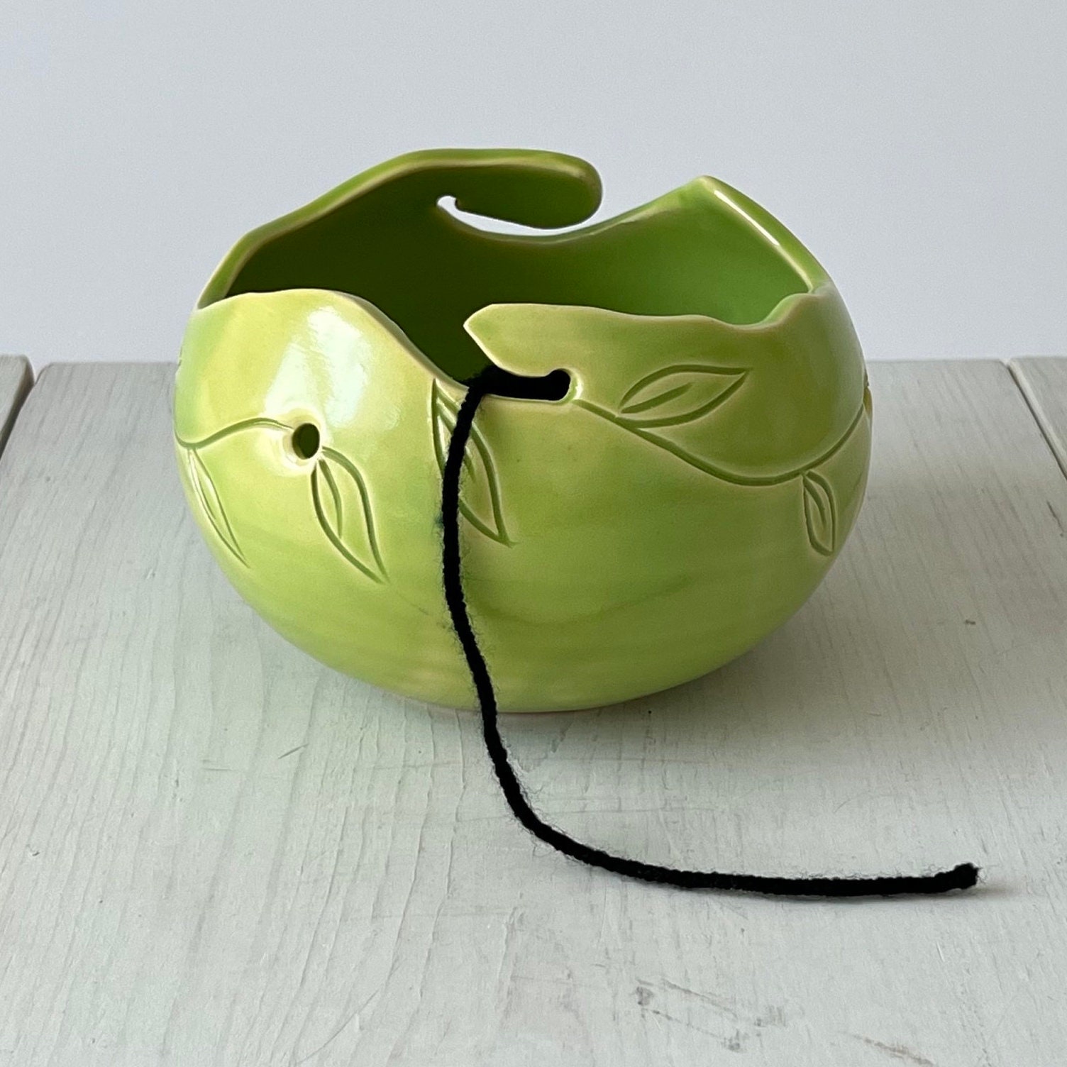 Yarn Bowl with Lid Large Handmade Yarn Holder for Crocheting ,Knitting Bowl  for Knitters with Wooden