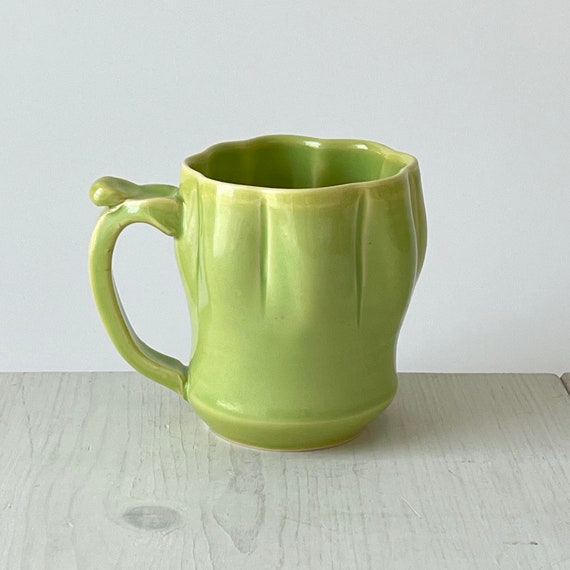 Lime Green Scalloped Mug, Mighty Mug, 16 Oz 