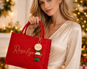 Personalized Christmas Burlap Gift Bag – Custom Name Holiday Bag – Red Rustic Christmas Eve Sack – Festive Gift Bag