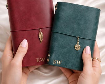 Funda para cuaderno tríptico de cuero curtido vegetal Pueblo, estuche para cuaderno de viaje recargable A6 personalizado hecho a mano