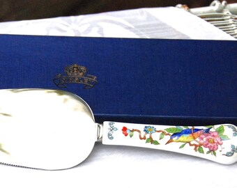 Pie/Dessert Server, Vintage AYSNSLEY Pembroke, Porcelain handle, Bird Motif, Stainless Blade, Original Box, Gift for Her, Host/Hostess Gift