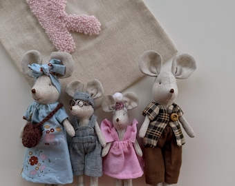 Scandinavian Mouse Dolls – Handmade Woodland Family – Custom Linen Nursery Gift