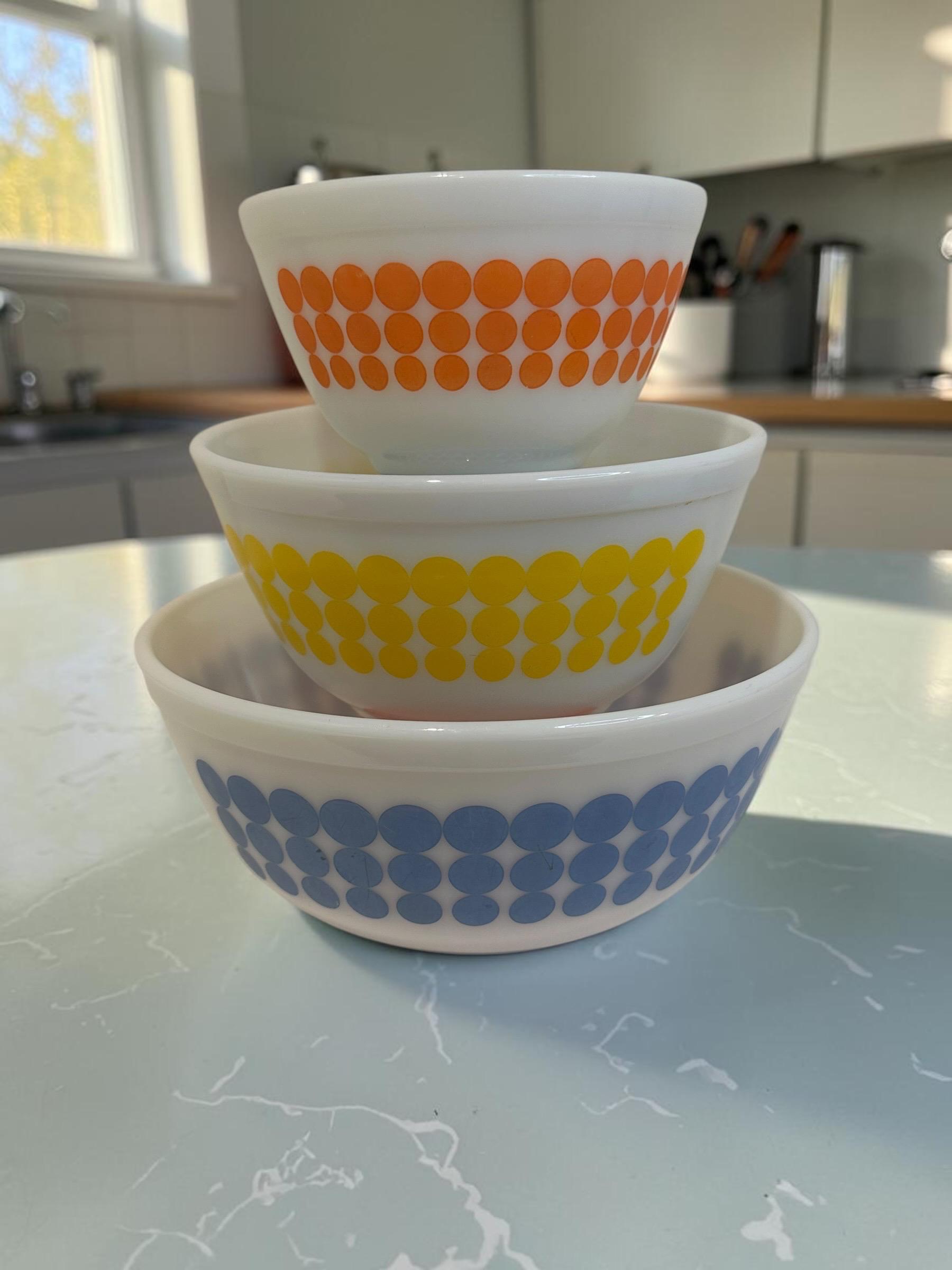 Pyrex Vintage White Bowl With Orange Polka Dots - Etsy