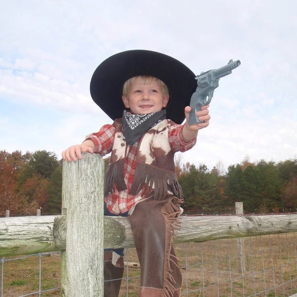 Sewing Pattern Cowboy Chaps, sizes 12 mo to 3T, beginner sewing pattern, western wear, quick sew pattern