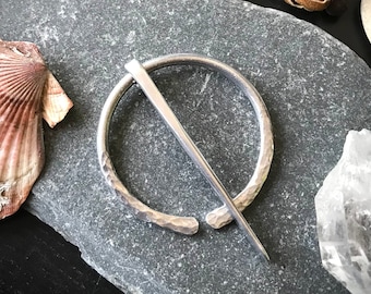 Anglo Saxon Fibula Brooch in Aluminium for Bulky or Chunky Knits
