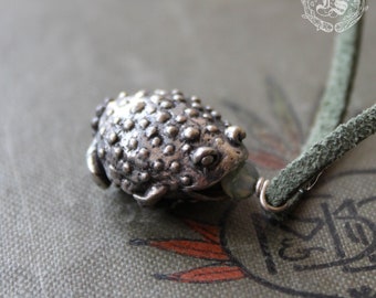 Little Toad Necklace. The Witches Familiar Pendant Necklace.