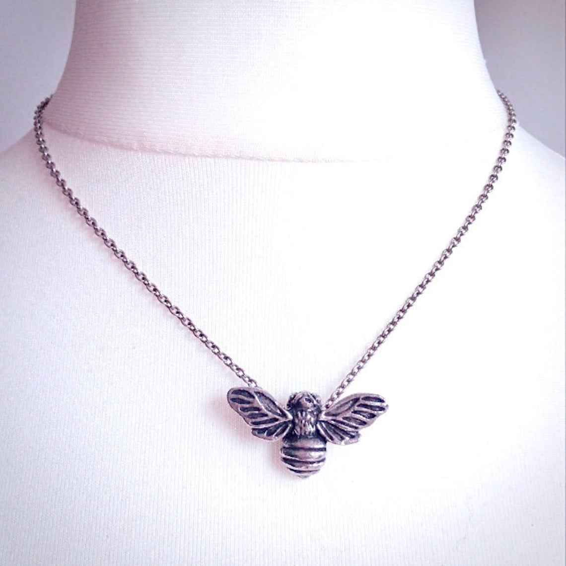 Queen Bee Pendant Necklace Etsy Israel