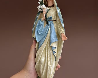 Onze-Lieve-Vrouw met Lelie-standbeeld | Beeldje Heilige Moeder | Christelijk cadeau voor gebedshoek