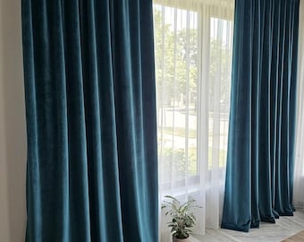 Diepgroenblauw fluweel, pauwblauw, luxe fluwelen gordijnen, zacht aanvoelende verduisterende gordijnen