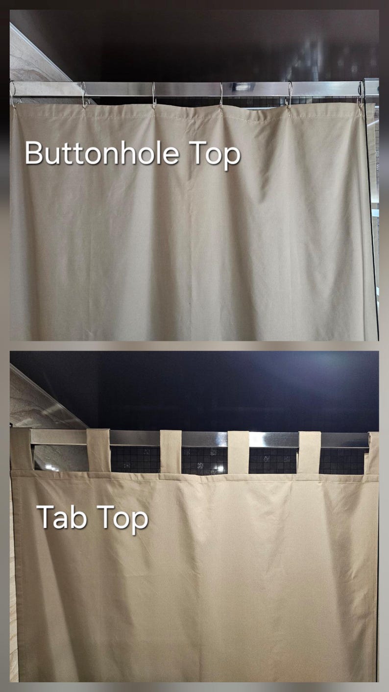 Puede incluir: Una cortina de ducha beige mostrada en dos estilos. La secci&oacute;n superior presenta un dise&ntilde;o de ojales con anillos met&aacute;licos en una barra. La secci&oacute;n inferior muestra un estilo de trabillas con lazos de tela en una barra. Texto: Buttonhole Top y Tab Top.