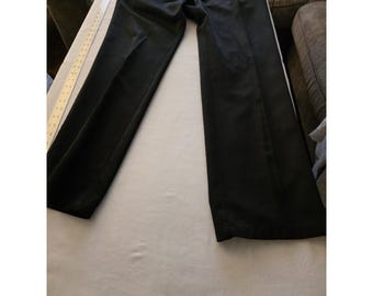 Haggar Mens Premium No Iron Classic Fit Flat Front Hidden Expandable Waist 34x30