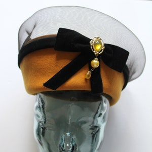 Vintage 100% Wool Yellow Tea Party - Church - Dress Hat 1960s