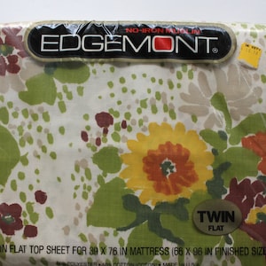 Vintage New Edgemont Floral Pattern Twin Flat Sheet 1970s