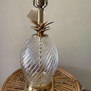 Vintage Brass and Crystal Pineapple Brass Base Tabletop Lamp 1960s