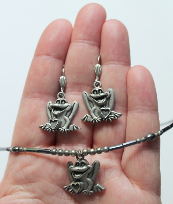 Vintage Pewter Love Frog Necklace and Earring Jew… - image 7