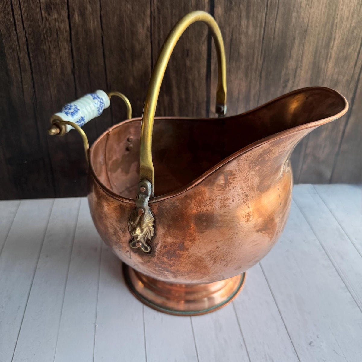 Vintage Copper and Brass Coal Scuttle Ash Bucket Delft Blue Ceramic Handle With Lion Motif 1950s - Etsy