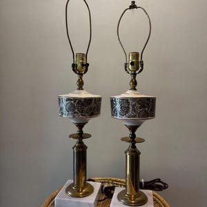 Vintage Pair of White Porcelain Paisley Pattern and Brass Table Lamps With Square Marble Base 1960s