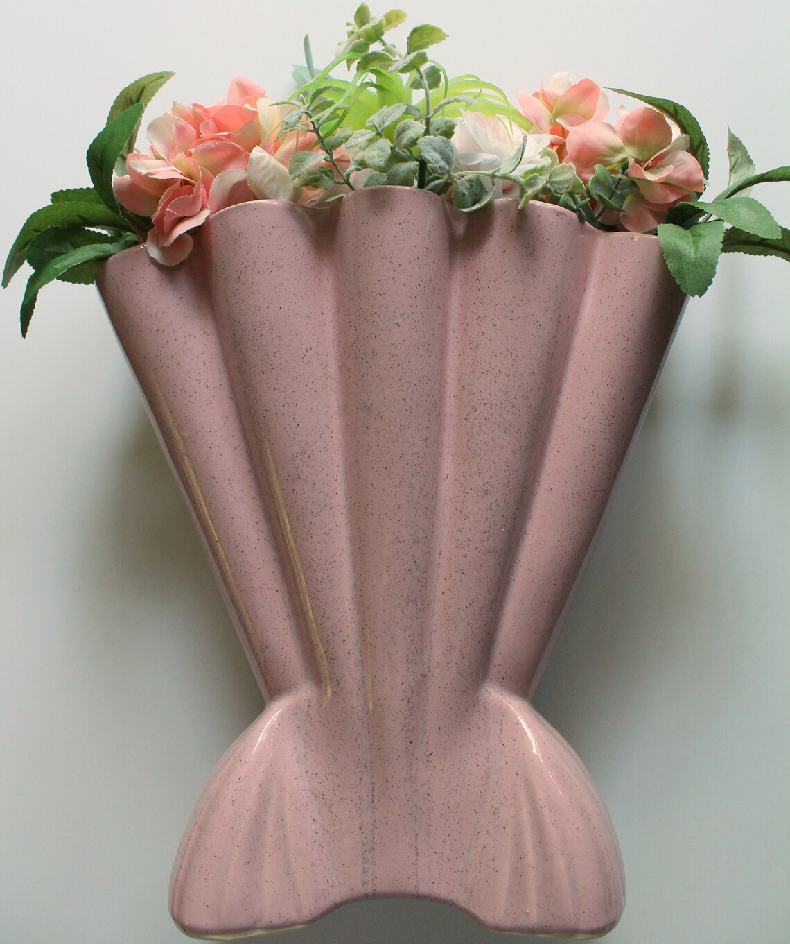 Vintage Brush McCoy Pottery Pink Speckled Pottery Footed Fan | Etsy