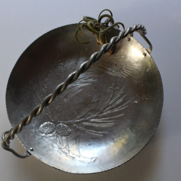 Vintage Everlast Metal Hand Wrought Hammered Aluminum Pine Design Bowl With Twisted Handle 1950s