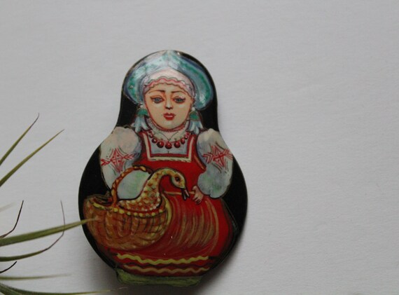 Vintage Hand Painted Russian Lacquer Wooden Lady … - image 2