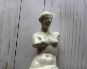 Vintage Handmade Ceramic Venus de Milo Greek Goddess Sculpture 1976
