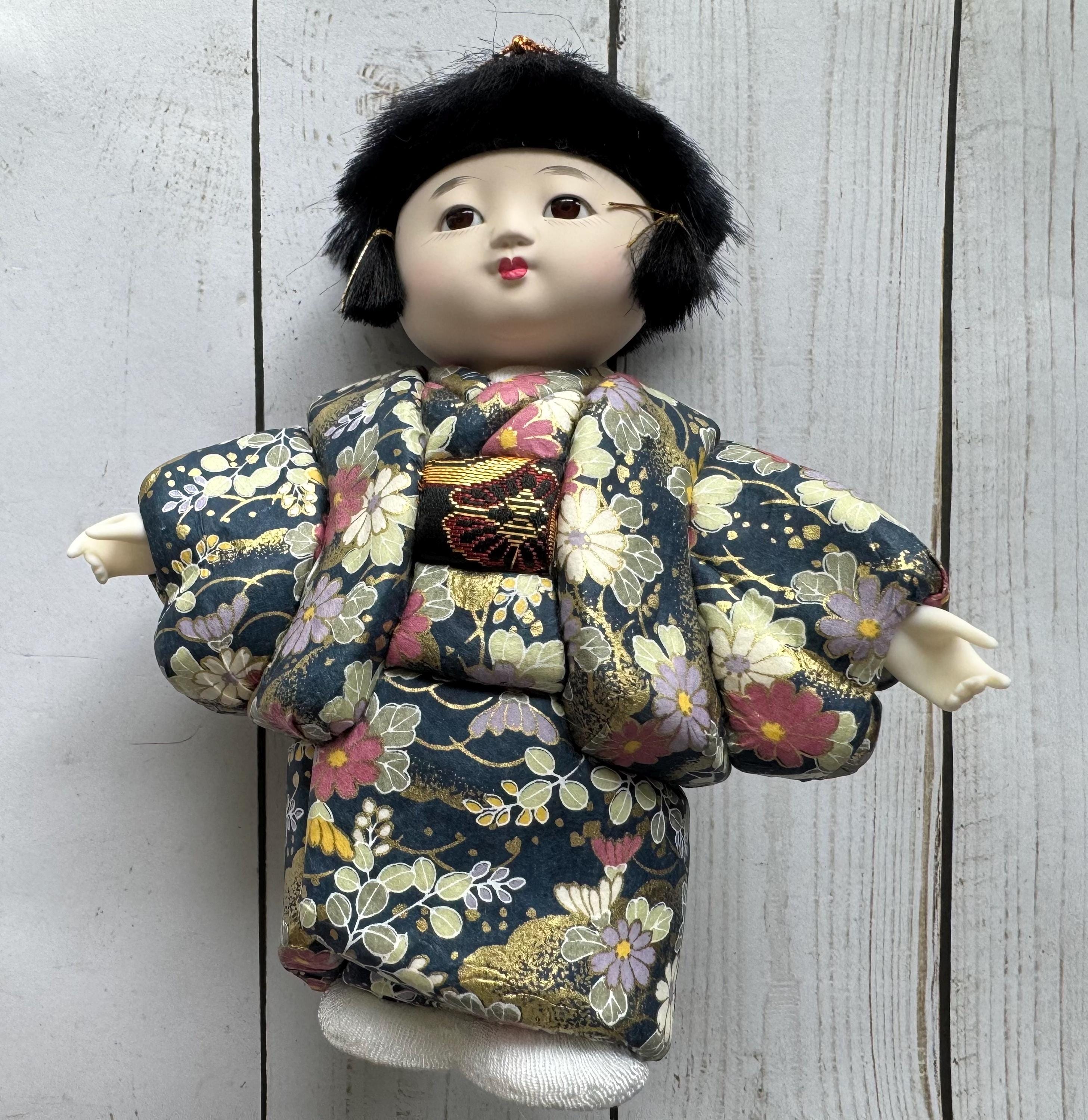ヴィンテージ 市松人形 置物 漆器 スタンド付き 1980年代 - Etsy 日本