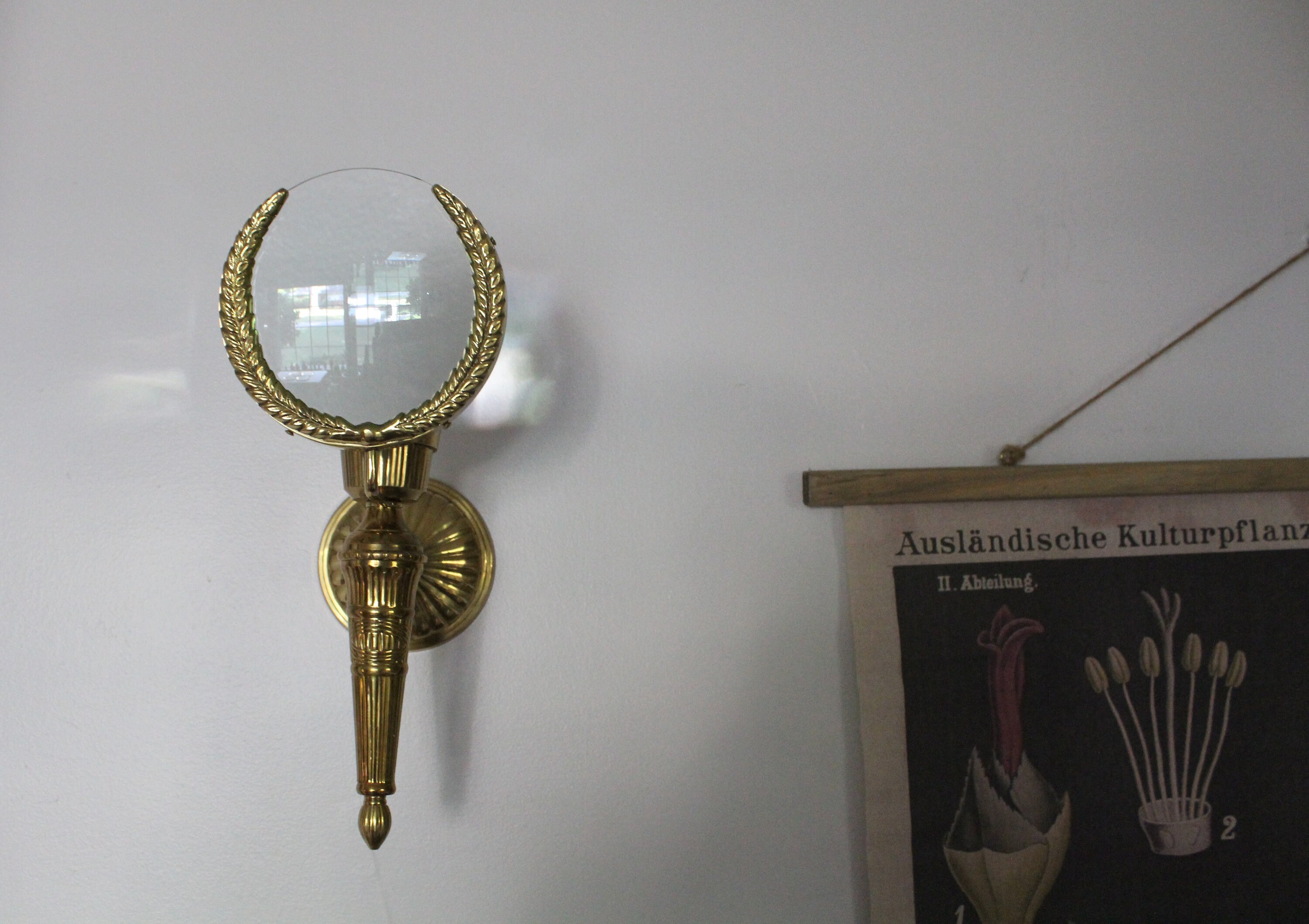Magnifying 2024 candle sconce