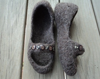 PDF Peep Toe Slippers for Women Felted Wool Knitting Pattern