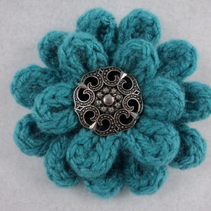 PDF 3&quot; Flower Pin Pattern uses Knit & Crochet to Create