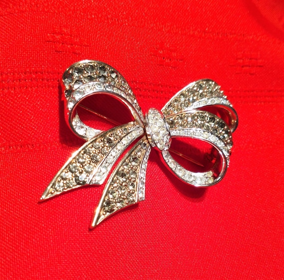 Marcel boucher brooch deals