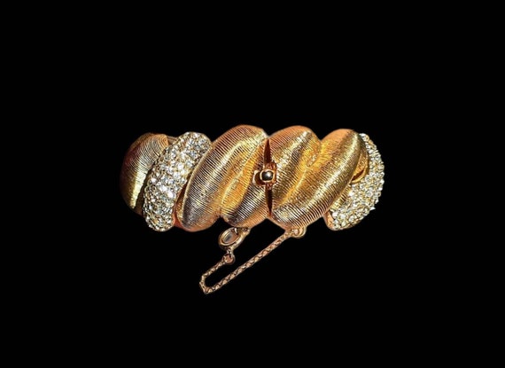 CASTLECLIFF Bold Twist Link Statement Bracelet, B… - image 8