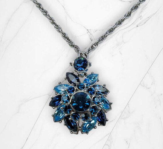 Crown Trifari "Contessa" Pendant - Necklace & Ear… - image 3