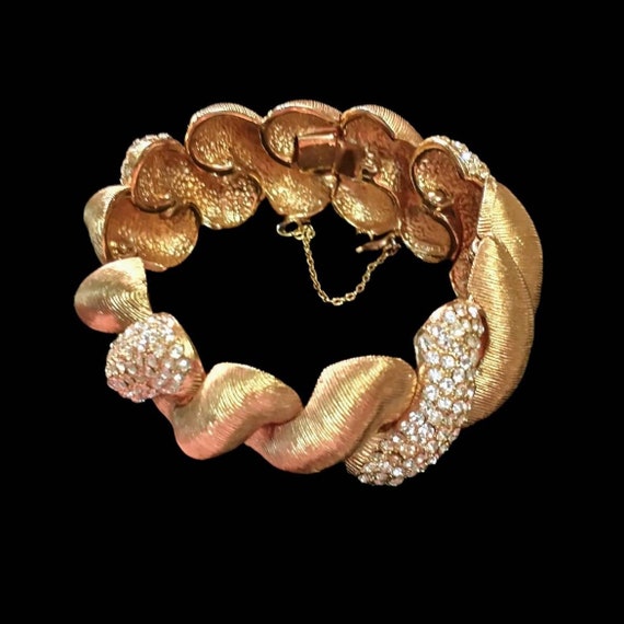 CASTLECLIFF Bold Twist Link Statement Bracelet, B… - image 5