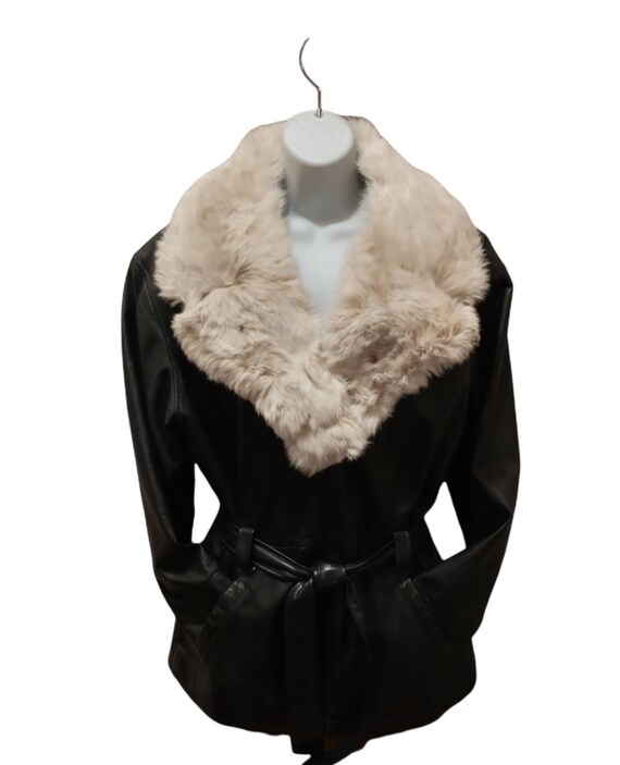 Vintage Cream Fox Fur Collar, Notched Design, Quil