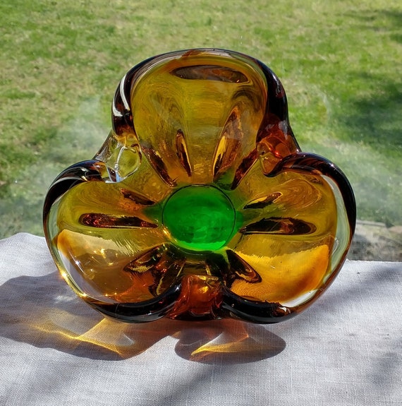 Amber Glass Ashtray (TRE) Amber Glass Ashtray (TRE)
