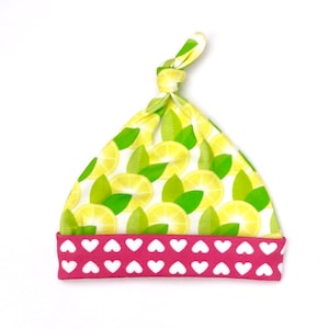 Yellow Lemon Organic Cotton Baby Hat, Girl Newborn Top Knot Hat, Mini Style Fruit Beach Baby Shower Gift, Gift for New Mom, Soft Modern Baby