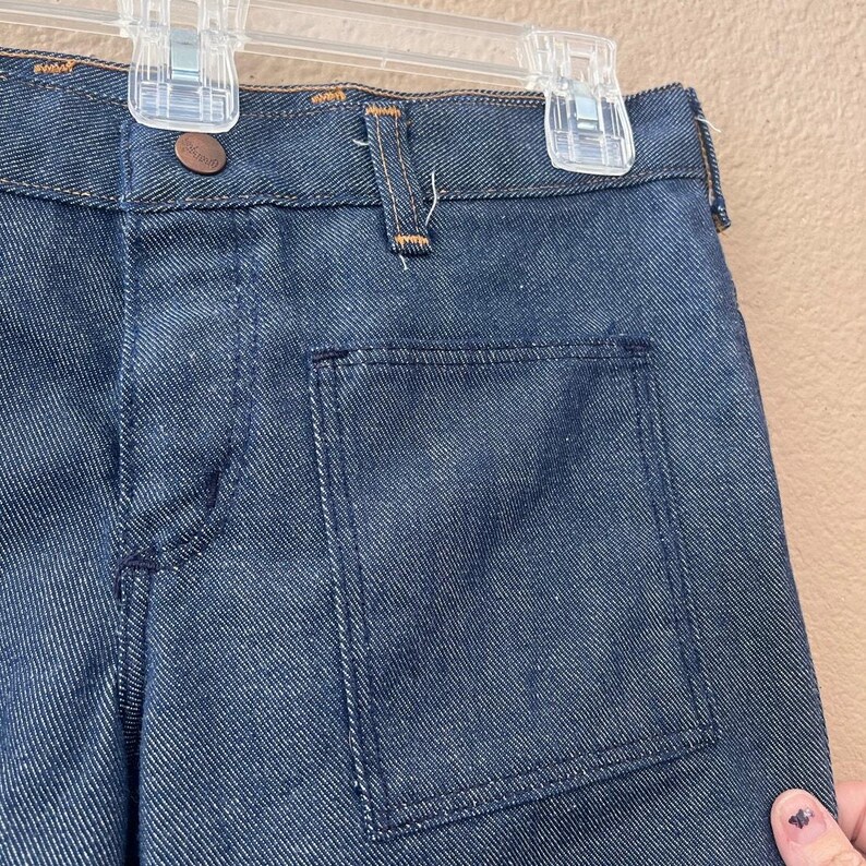 Vintage 70s Wrangler low rise sailor bell bottom jeans size 9 image 3