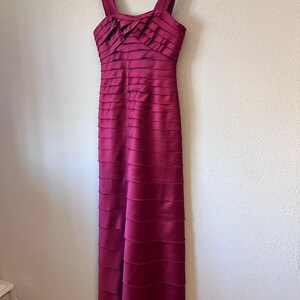 BCBG Max Azria 90s Y2K red layered formal prom dress size S image 2