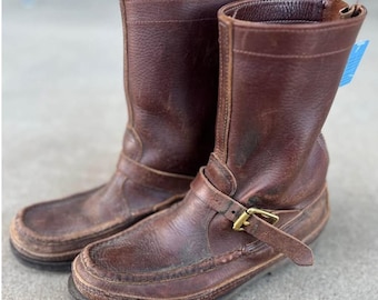 Men's Sz. 9.5 3E | Vintage RUSSELL MOCCASIN Brown Leather 2-eye