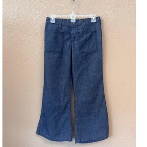 Vintage 70s Wrangler low rise sailor bell bottom jeans size 9 image 1