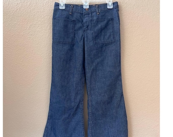 Vintage 70s Wrangler low rise sailor bell bottom jeans size 9