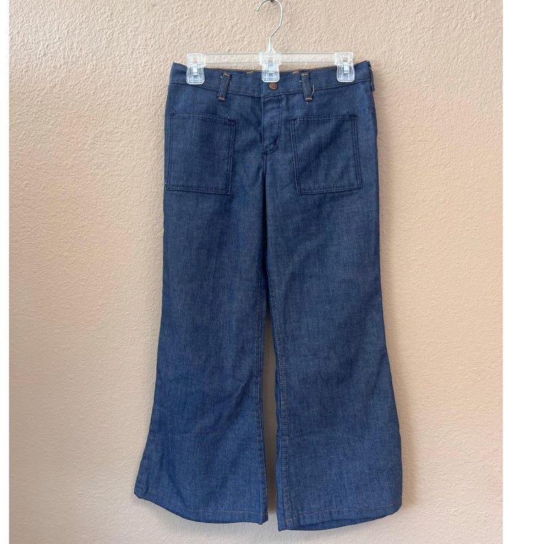 Vintage 70s Wrangler low rise sailor bell bottom jeans size 9 image 1
