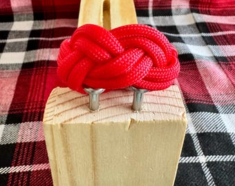 Woggle Scout de paracord hecho a mano (nudo turco de 2 hebras)