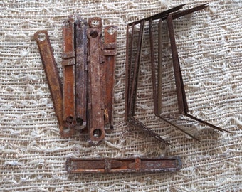 Rusted Metal Prong Fasteners Set of 5