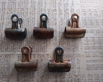 Rusted Bulldog Clips, Junk Journal Embellishments, Set of 5
